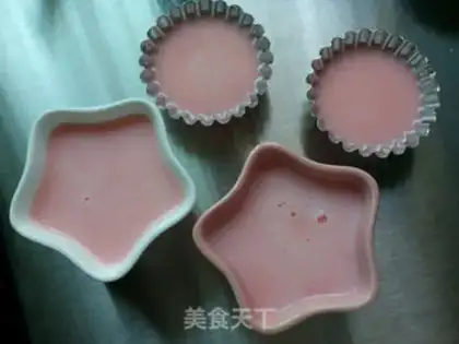 Make Strawberry pudding step 3