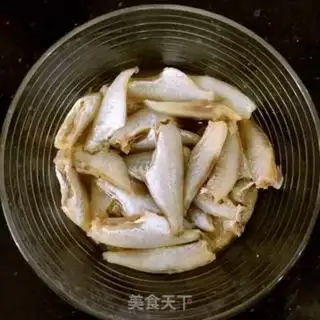 Make Spicy spicy fish step 0