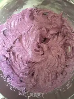 Make Blueberry yogurt step 2
