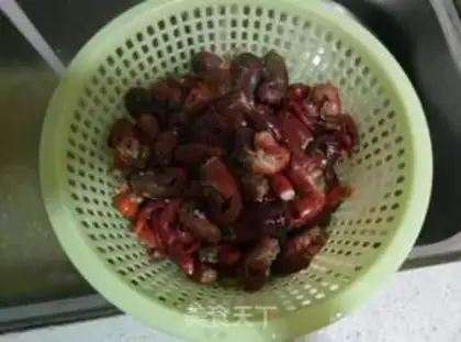 Make Spicy lobster step 3