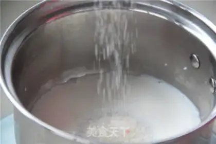 Make Blueberry ice cream step 2