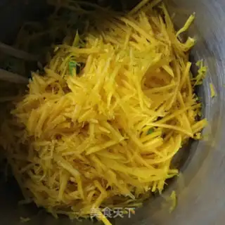 Make Pumpkin baked eggs step 1