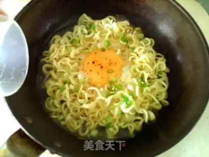 Make Noodle nest eggs step 6