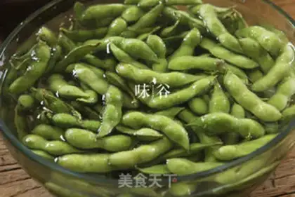 Make Spicy water for beans step 1