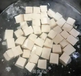 Make Spicy tofu for cooking step 1