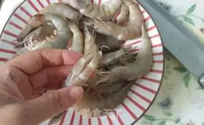 Make Shrimp on the back step 0