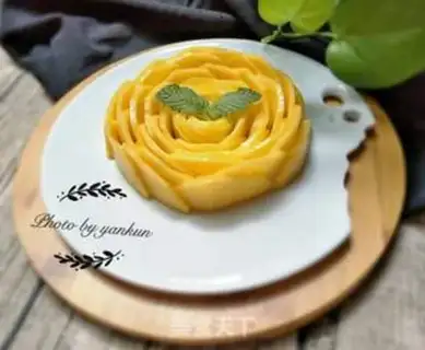 Make Homemade mango flowers step 4