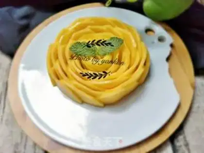 Make Homemade mango flowers step 5