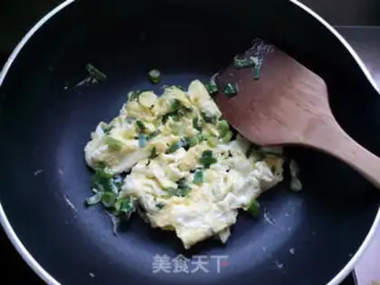 Make Fried eggs step 4