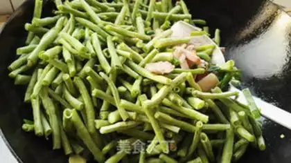 Make Bean horned noodles step 5