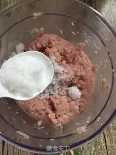 Make Homemade pork step 1