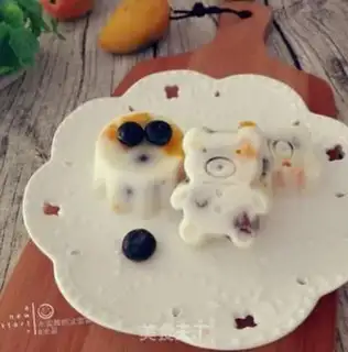 Make Fruit yogurt cream step 5