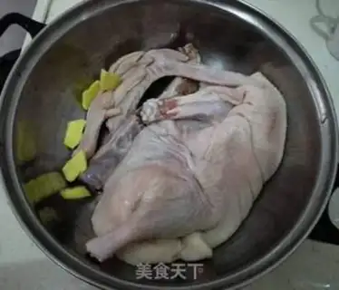 Make Simple and delicious duck sauce step 0