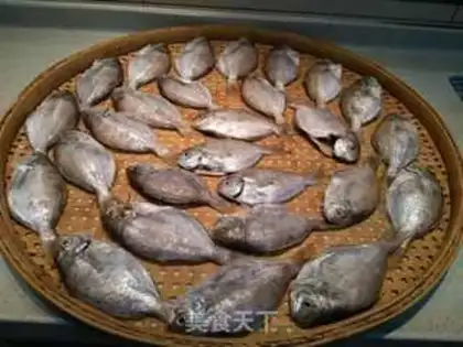 Make The salted fish rice rice step 0
