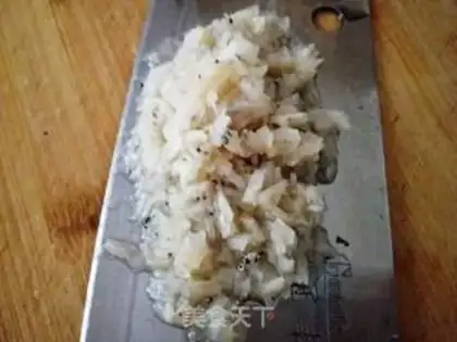Make Silverfish, yellow and green step 1