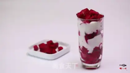 Make Fruit yogurt cup step 3