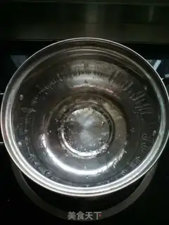 Make Almond pudding step 0