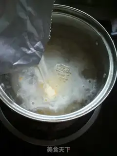 Make Almond pudding step 1