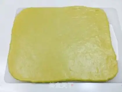 Make Chinese pine rolls step 9