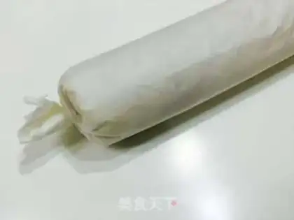Make Chinese pine rolls step 18