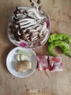 Make Five flowers for the mushrooms step 0