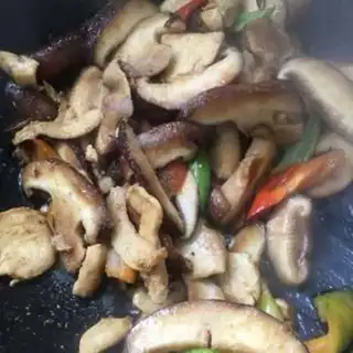 Make Pepper fried mushrooms step 4