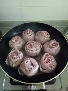 Make Potato roses holding eggs and dumplings step 17