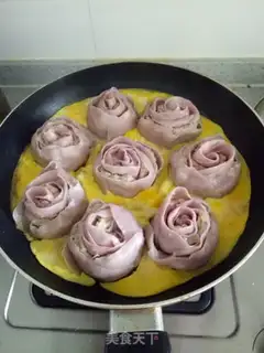 Make Potato roses holding eggs and dumplings step 20