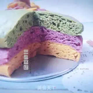 Make Three-coloured steam cake step 16