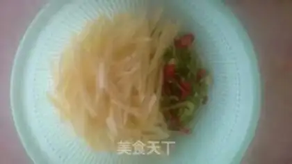 Make Spicy potatoes step 0
