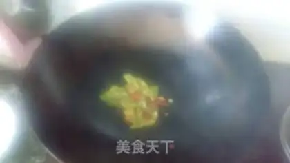 Make Spicy potatoes step 1
