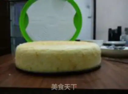 Make Ten inches of fruit twirling cake step 4