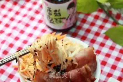 Make Soy sauce bacon noodles step 9