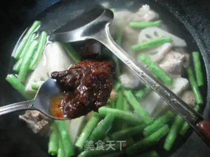 Make Bean Lotus cooks ribs step 5