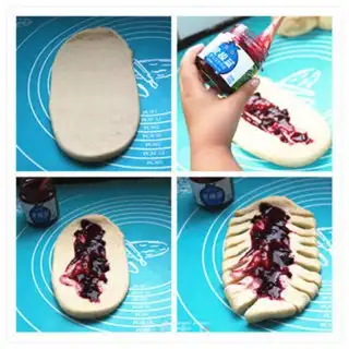 Make Blueberry ladle bread step 2
