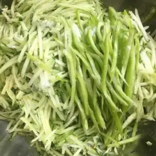 Make Cucumber dumplings step 1