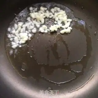 Make Pelican pepper shrimp step 3