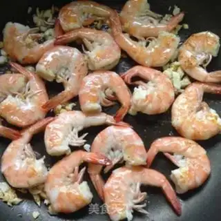 Make Pelican pepper shrimp step 4