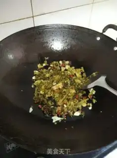 Make Korean seafood soup step 0