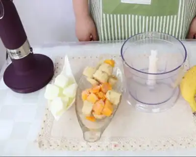 Make Yogurt and fruit ice cream step 2