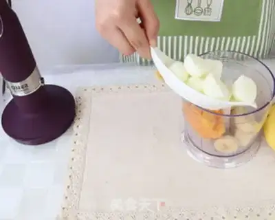 Make Yogurt and fruit ice cream step 3