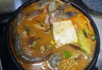 Make Korean seafood soup step 11