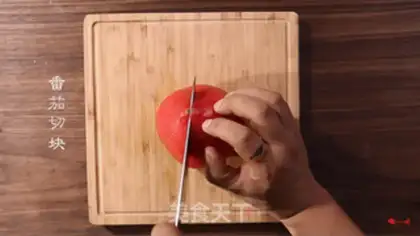 Make Tomato lobster soup step 4