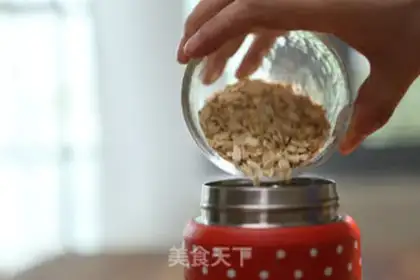 Make Oatmeal milk congee step 1