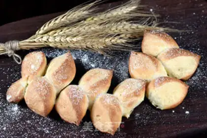 Make Olympian olive branch bread step 6