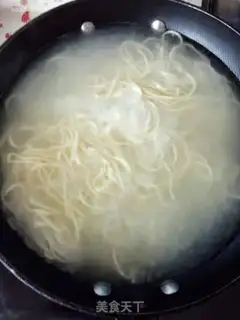 Make Tomato egg noodles step 6
