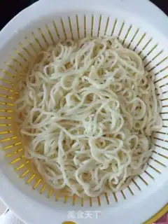 Make Tomato egg noodles step 7