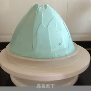 Make Mermaid cake step 17