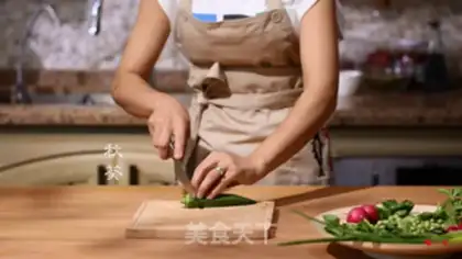 Make French salad step 0