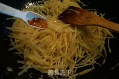 Make Spicy potatoes step 7